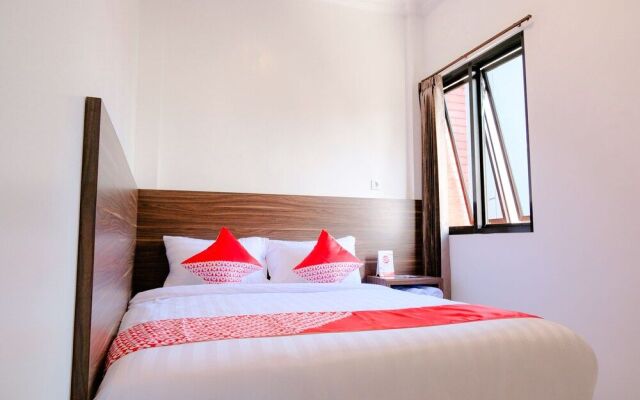OYO 2390 Harmoni Merak Homestay