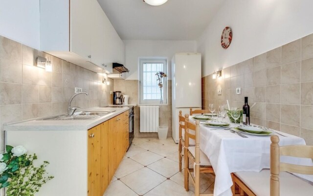 Stunning Home in Crikvenica With 5 Bedrooms and Wifi