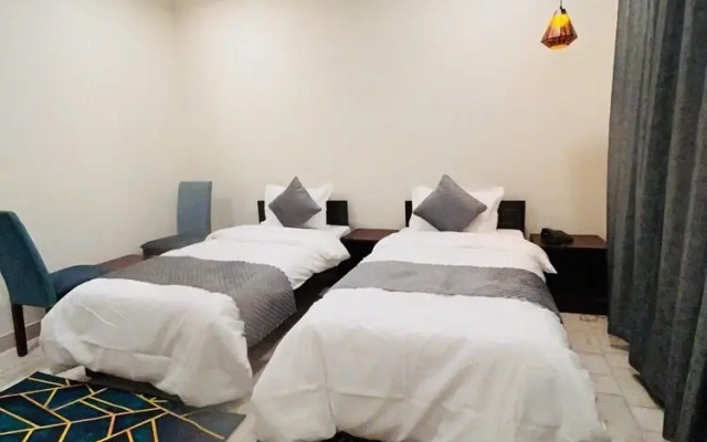 Hotel 7 Cr