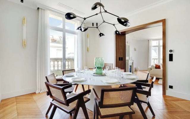 Luxury Apt With AC - 4bd/8p - Etoile/victor Hugo