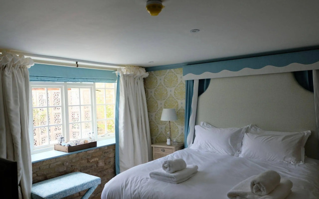 The Swan Inn