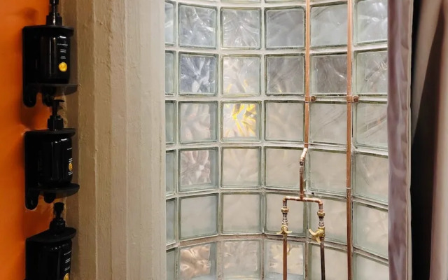 w Radiant Loft w Fantastic Jacuzzi in Poblado