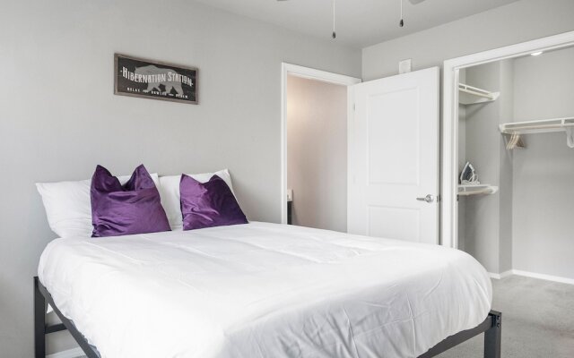 The Luxe Suites at University of Arkansas