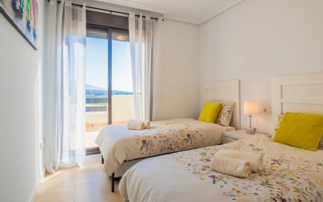 Sunset Golf Groundfloor Pool Estepona