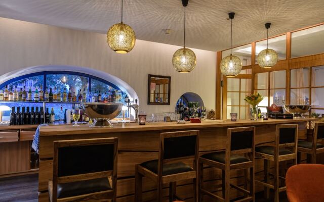 HOTEL alter Landsitz