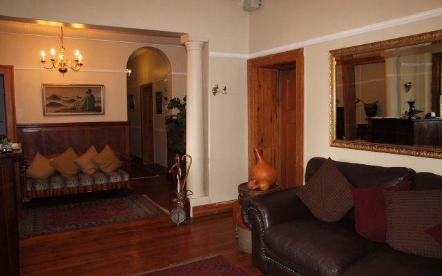 Mountain Manor Guest House & Executive Suites