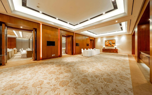Lotte Hotel Saigon
