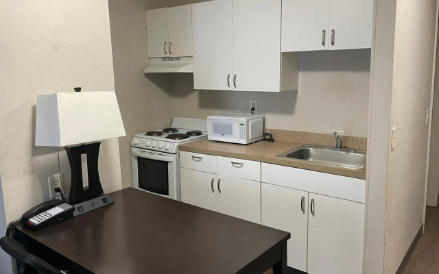 Sonesta Simply Suites Memphis