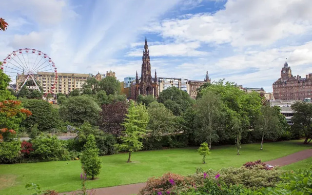 Stockbridge Grandeur at Carlton Street