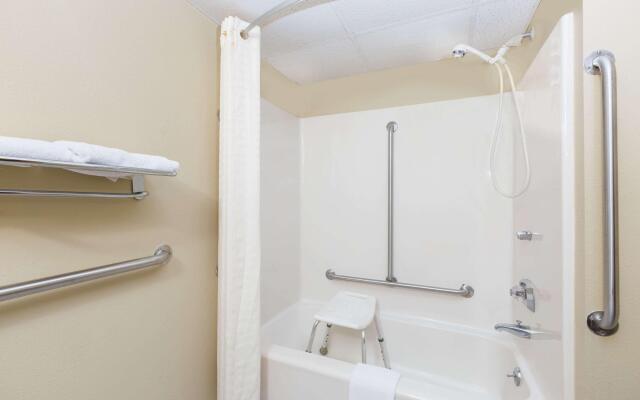 Western Inn & Suites