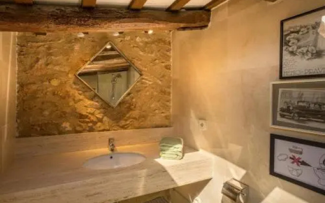 Can Felip Apartments