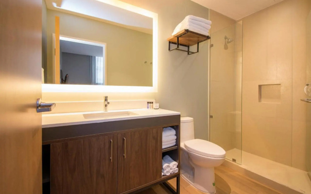 Staybridge Suites Guadalajara Novena by IHG