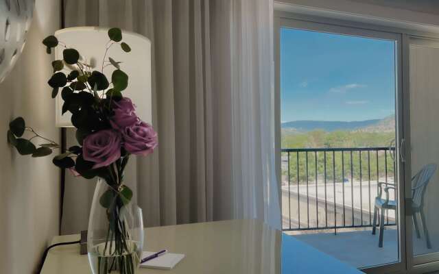 Coast Capri Hotel