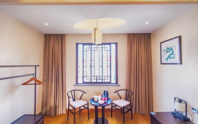 Wuzhen Ziye Musu Inn
