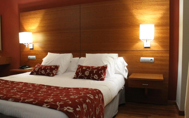 El Tollo Hotel