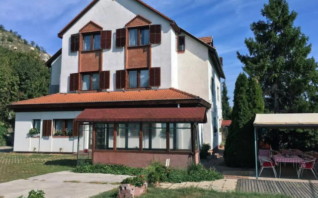 Unikum Panzió