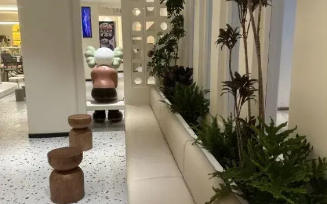 Beihai Qiaogang Wozhiwo Garden Hotel