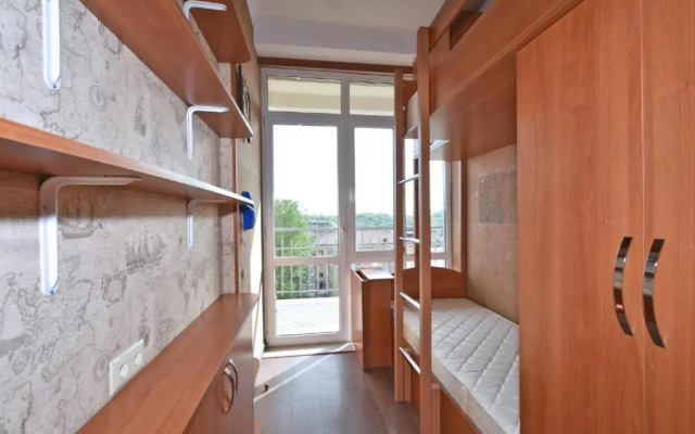 Apartment on Baghramyan Street and Tours in Armenia