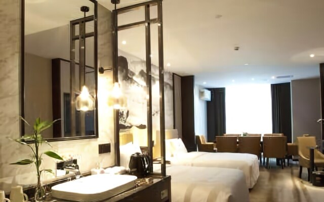 The Mingyi Hotel