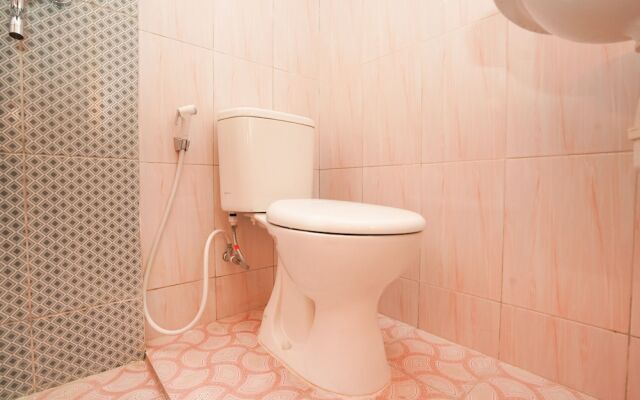 OYO Living 1743 Anie Residence