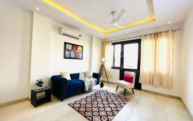 Bluo 1Bhk Defence Colony Mkt - Balcony, Parking