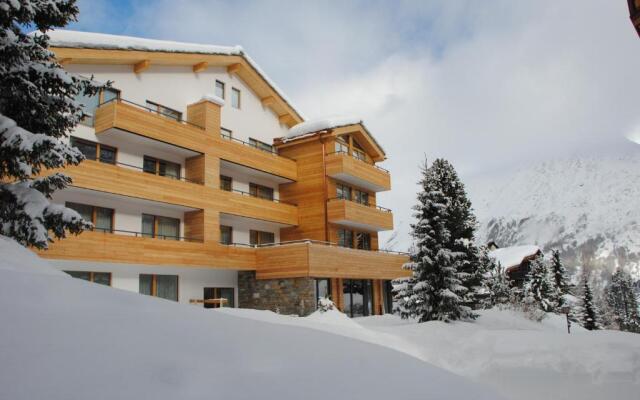 Elite Alpine Lodge (Apart & Breakfast)