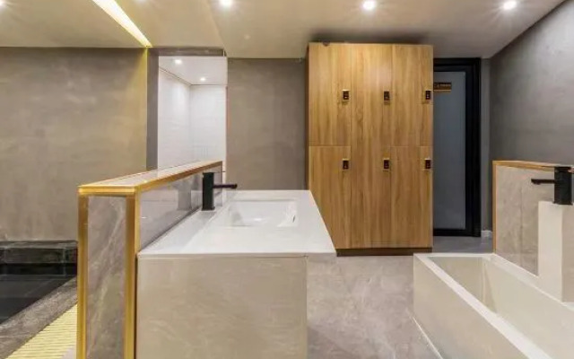 Gaolaozhuang Country Hostel