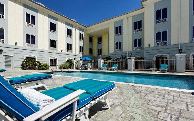 Holiday Inn Express Hotel & Suites Trincity Trinidad Airport by IHG