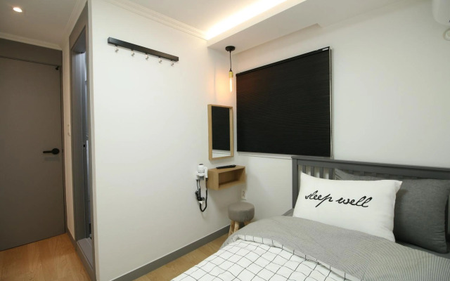 Heima Guesthouse Hongdae