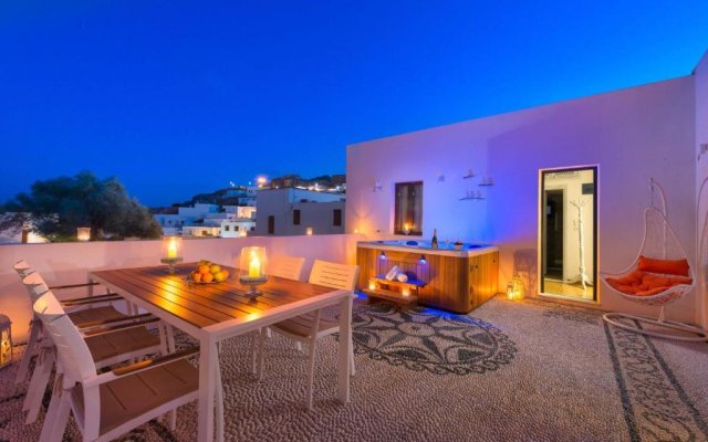 Luxury Rhodes Villa Diamond Villa Hot Tub Beautiful Terrace 3 Bdr Lindos