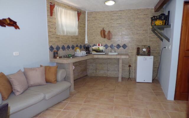 Mycasa's Bed and Breakfast