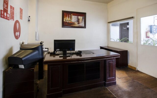 18 Square Lake View Boutique Hotel