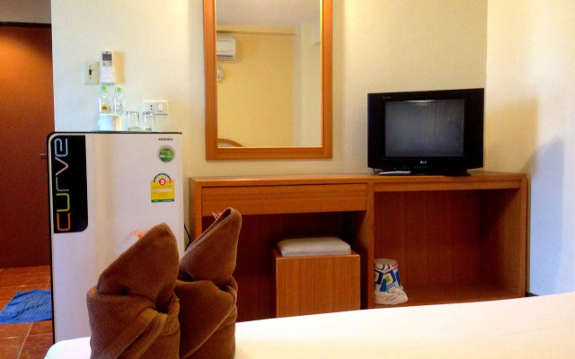 Cherry Hotel