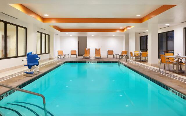Holiday Inn Express & Suites Seymour by IHG