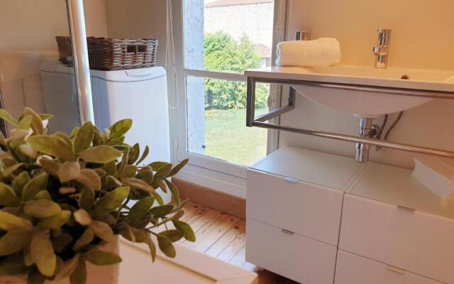 Quai 3 Loft Moderne et Lumineux les Pieds Dans L'eau