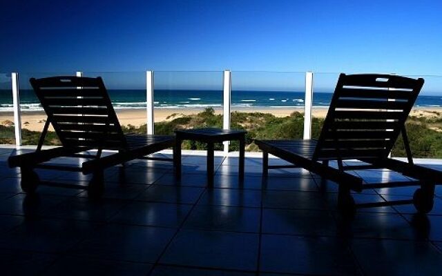 Island Vibe Jeffreys Bay Hostel