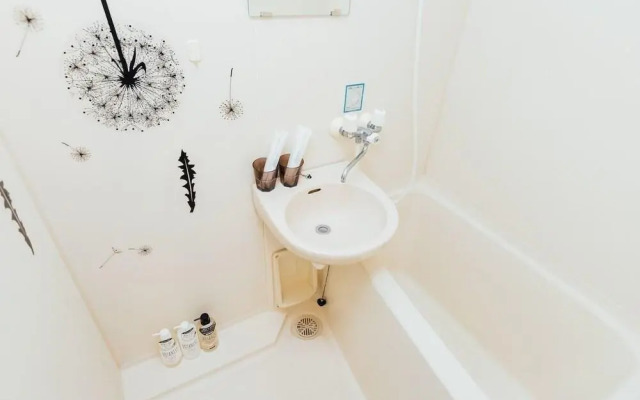 LIBERTY PALACE Nipponbashi Station2