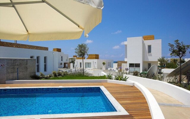 Paradise Cove Luxurious Beach Villas Indigo 1 Bedroom Villa