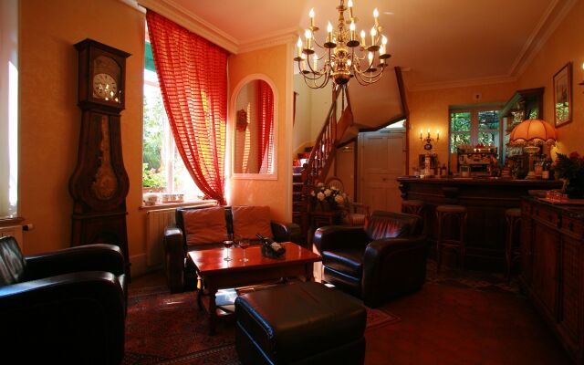 Chateau de Challanges