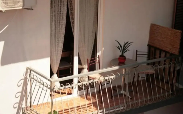 Studio Apartment on the Beach
