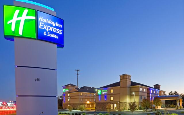 Holiday Inn Express & Suites Absecon-Atlantic City, an IHG Hotel