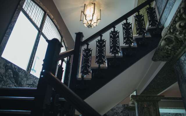 Colcord Hotel Oklahoma City, Curio Collection by Hilton