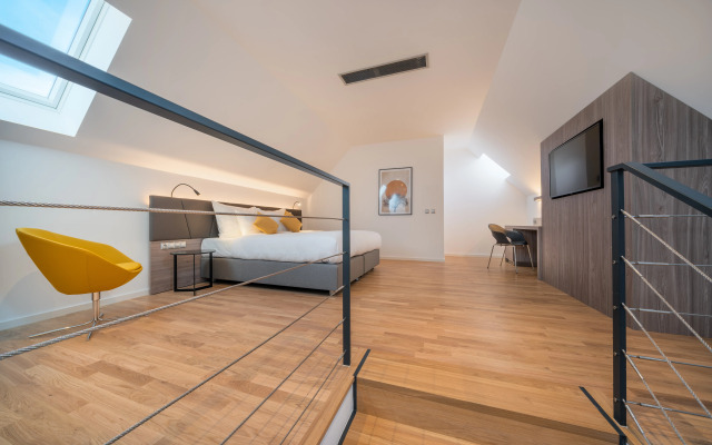 Hotel CUBE Prague