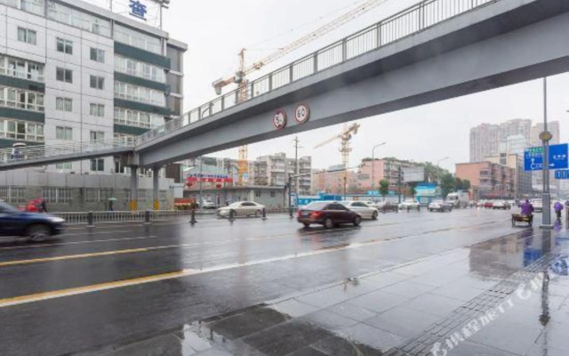 Qingqing Wojia Hotel Style Apartment