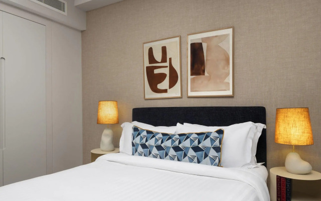 The Lincoln Suites