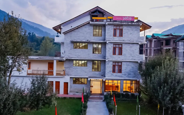 Hotel Neha Palace