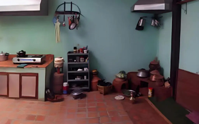 Sanu House Hostel & Homestay