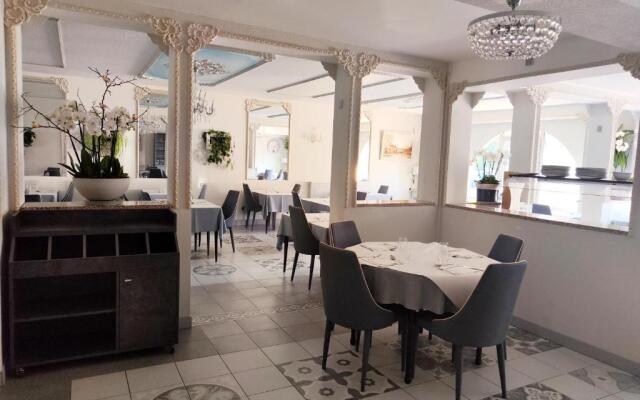 Hôtel Restaurant Le Commerce