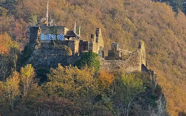 Apartment in Veldenz With Balcony