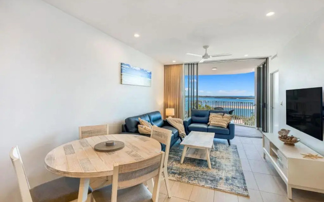 SERENE BEAUTY@The Cosmopolitan Unit 20406
